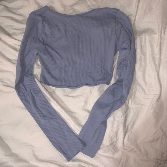 Light Blue Garage Long Sleeve Twist Top - Picture 2 of 4